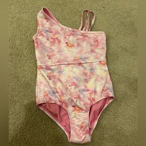 Leotard for tumbling or dance